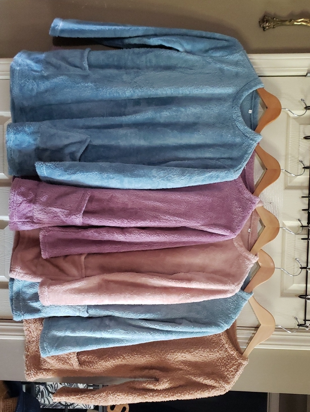 5PC Fleece Cozy Plush Teddybear Pockets Long-Sleeve Top